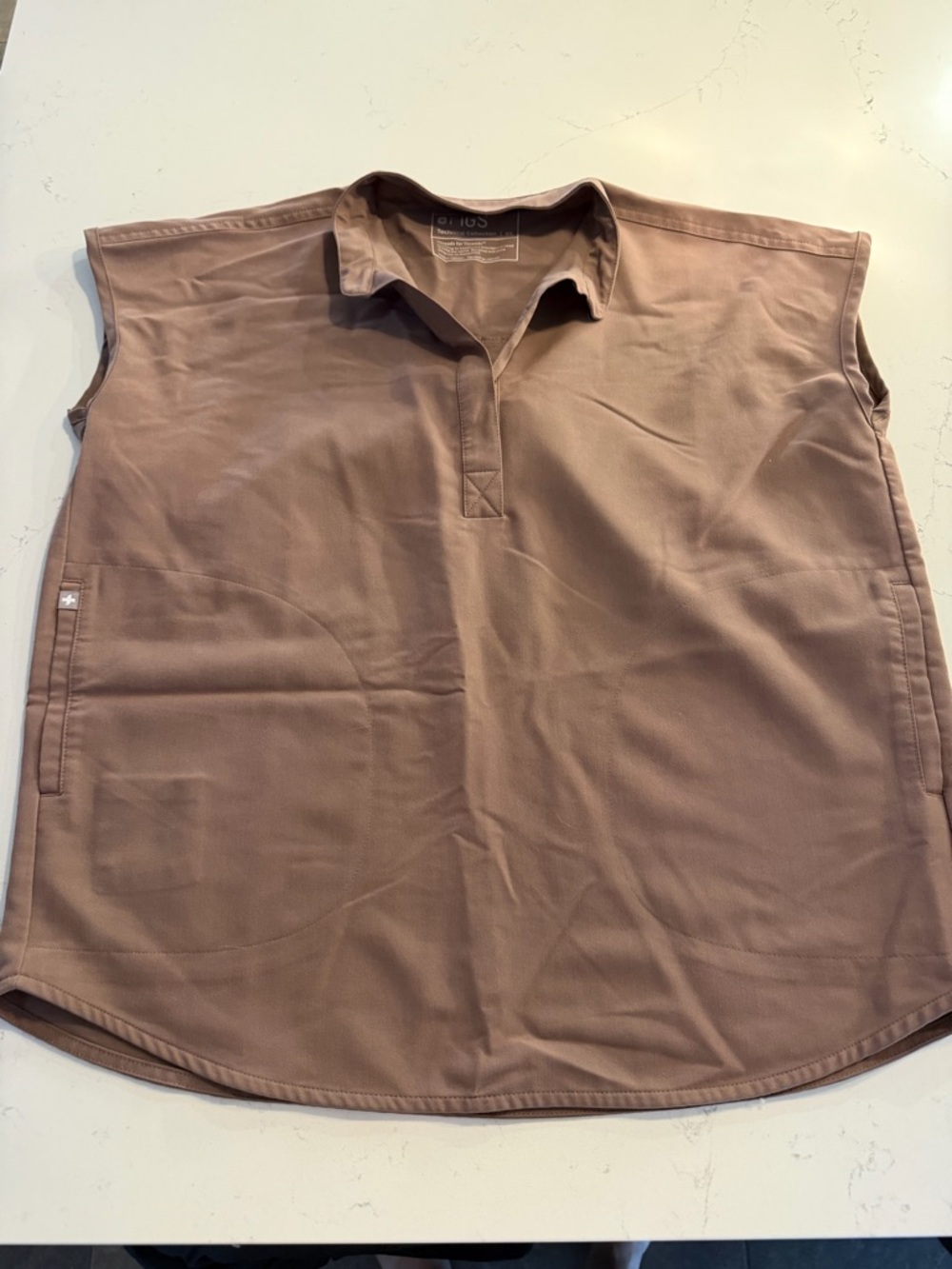 Figs set XS in Taupe top Rafaela Oversized Scrub Top bottom Zamora joggers XS - Picture 2 of 5